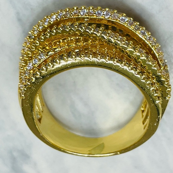 Size 7.5 Pave Crossover Highway Wide Band - Picture 8 of 11